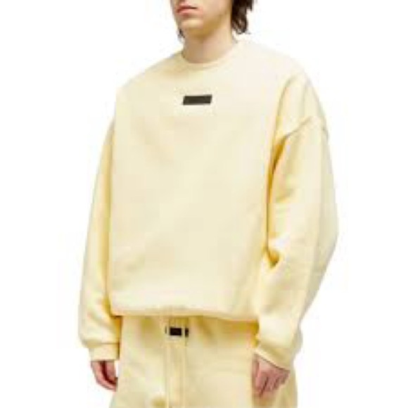 NWT Essentials Fear of God Men's Yellow Crew Sweater - Picture 1 of 10